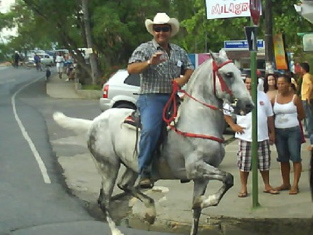 049 Quepos Tope Parade 6th Mar.jpg